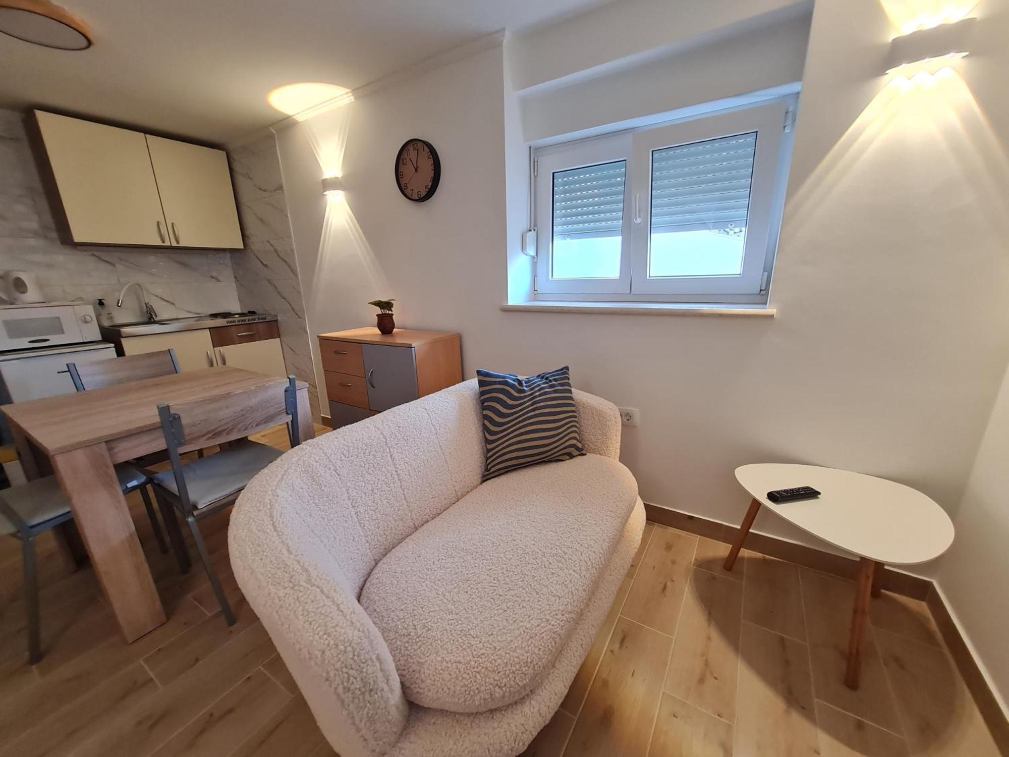 Apartman Luka Klenovica Buitenkant foto